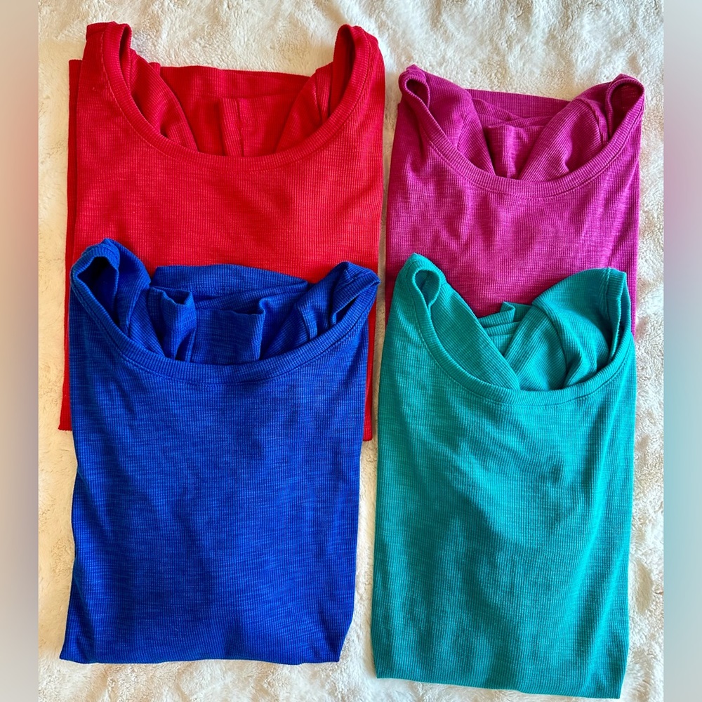 Time and Tru Bundle of 4 Large (12-14) Short Sleeve Tee Shirts variety of colors